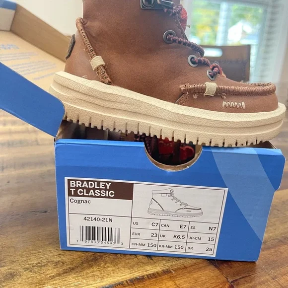 Hey Dude Kids Boots in Brown and Red “Bradley” - Picture 8 of 11